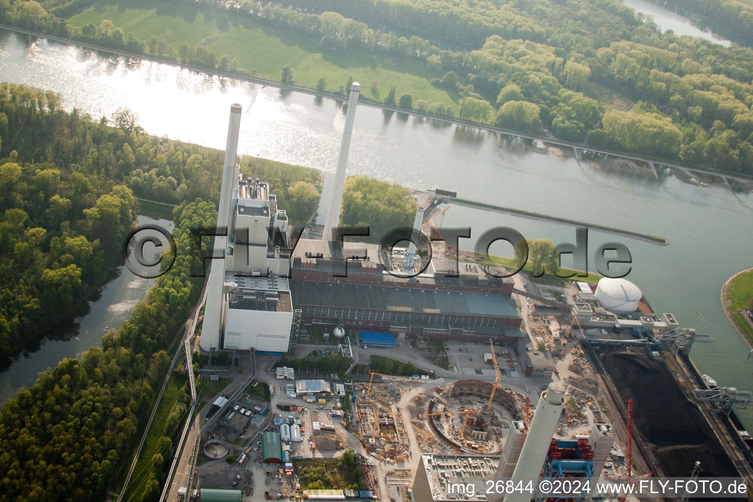 EnBW new coal-fired power plant on the Rhine in the district Rheinhafen in Karlsruhe in the state Baden-Wuerttemberg, Germany viewn from the air