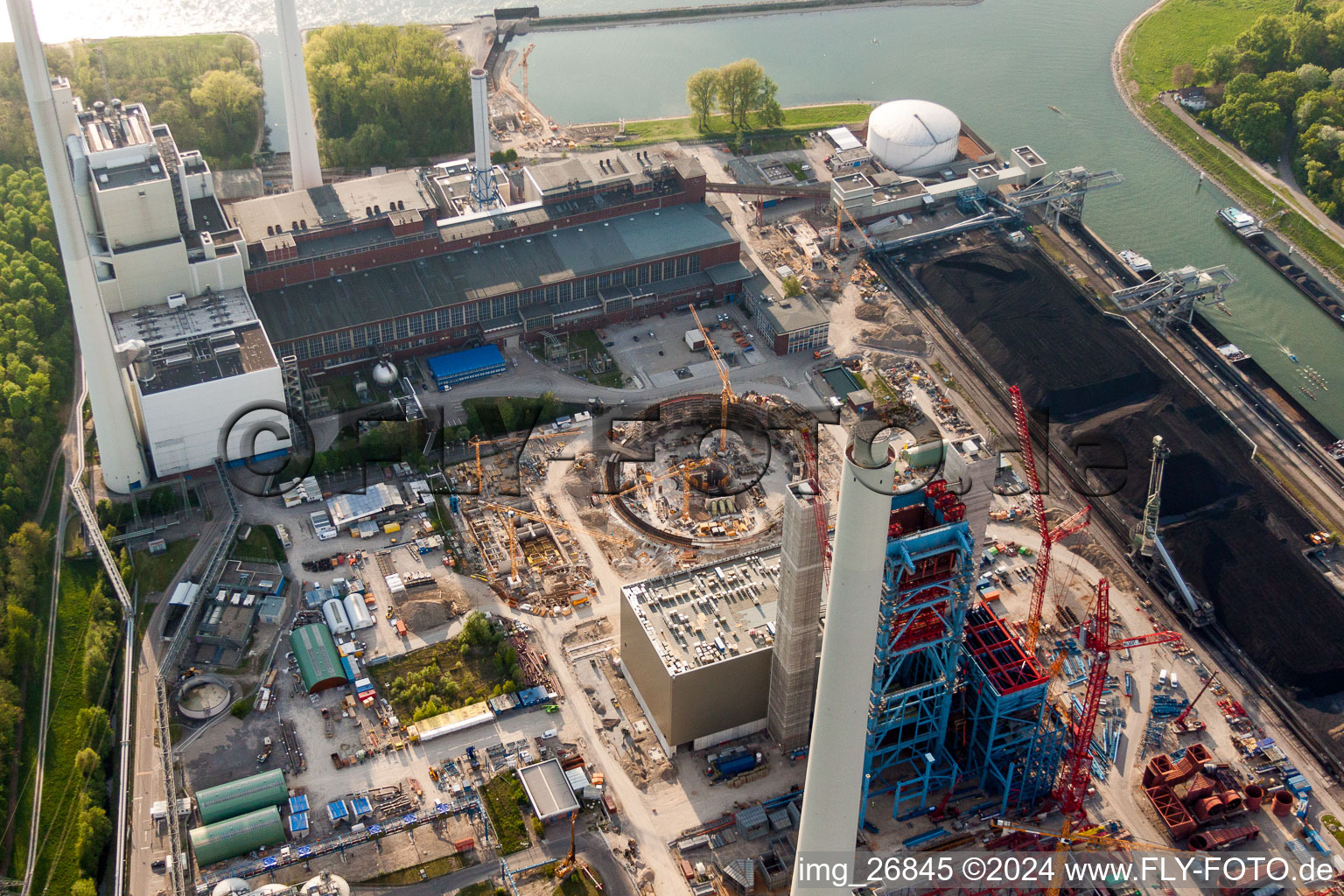 Aerial photograpy of Construction site of power plants and exhaust towers of thermal power station EnBW Energie Baden-Wuerttemberg AG, Rheinhafen-Dampfkraftwerk Karlsruhe in Karlsruhe in the state Baden-Wurttemberg, Germany