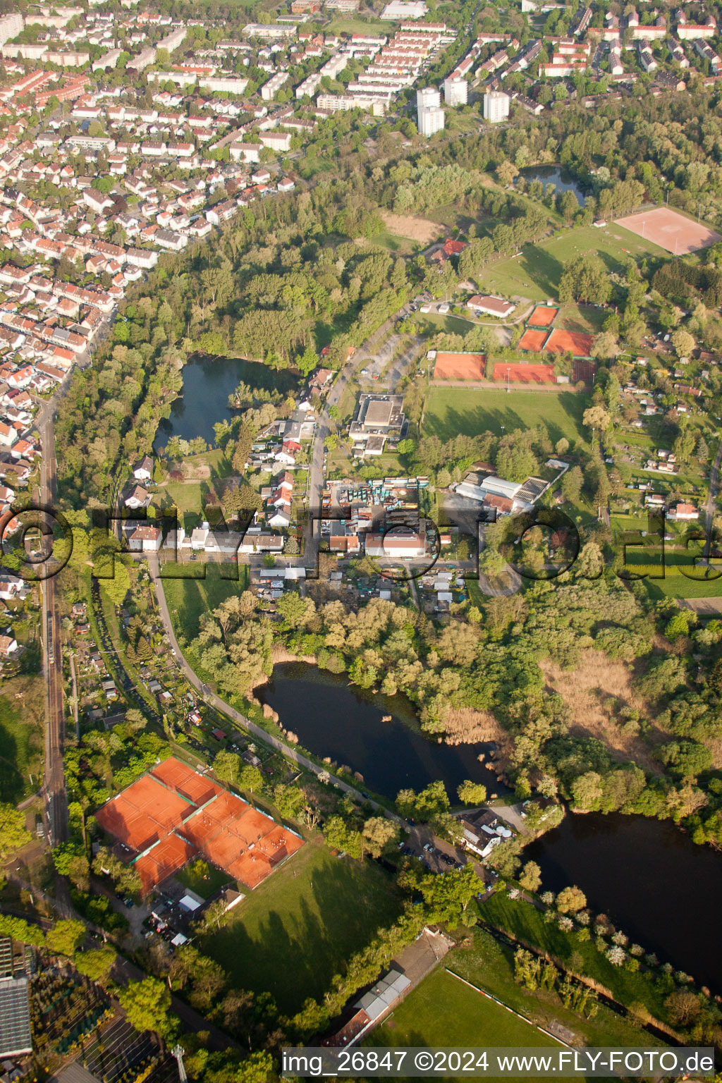 Aerial view of Sports facilities Tennis club in the district Daxlanden in Karlsruhe in the state Baden-Wuerttemberg, Germany