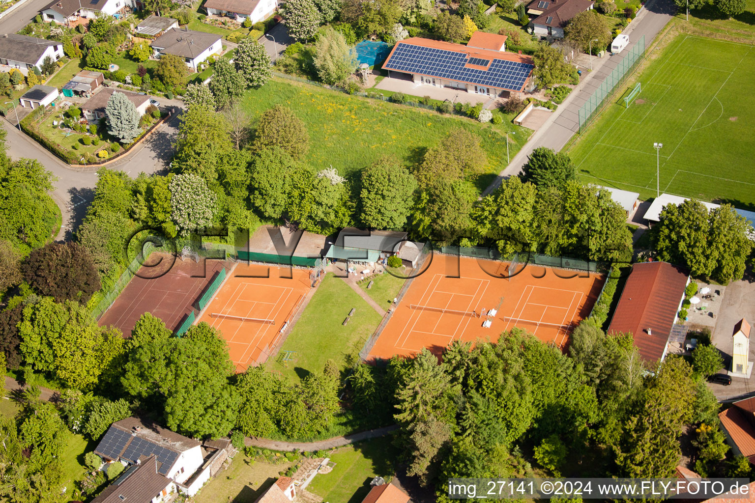 Bird's eye view of District Mörzheim in Landau in der Pfalz in the state Rhineland-Palatinate, Germany