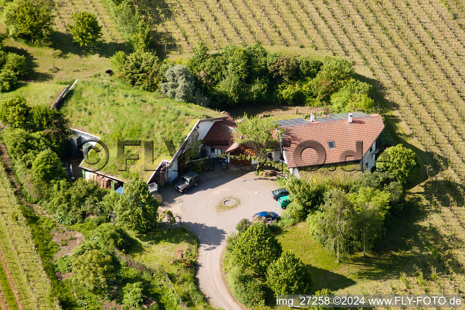 Aerial photograpy of BiolandViticulture Unterm Grassdach Winery Marzolph in the district Wollmesheim in Landau in der Pfalz in the state Rhineland-Palatinate, Germany