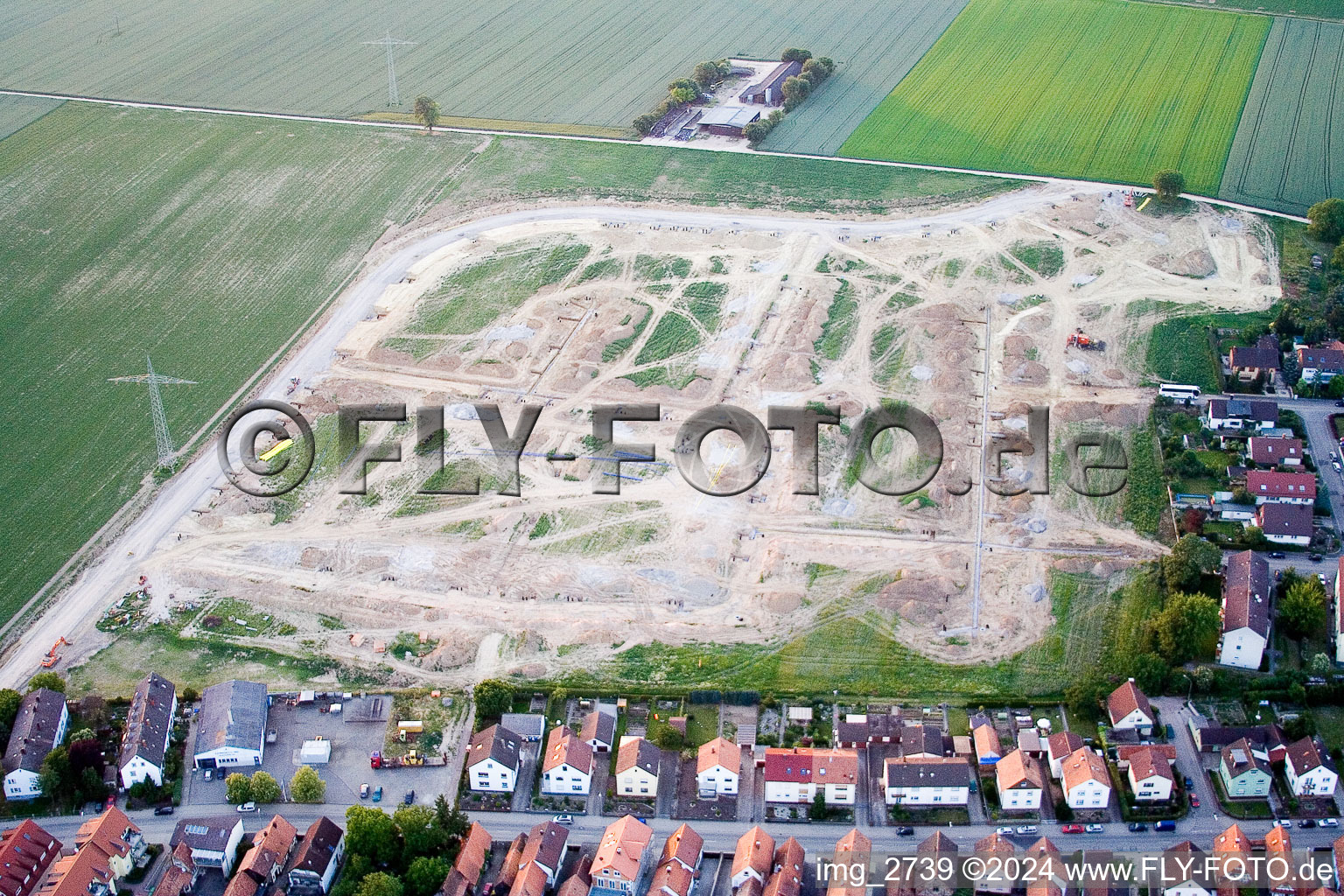 New development area Am Höhenweg in Kandel in the state Rhineland-Palatinate, Germany from the drone perspective