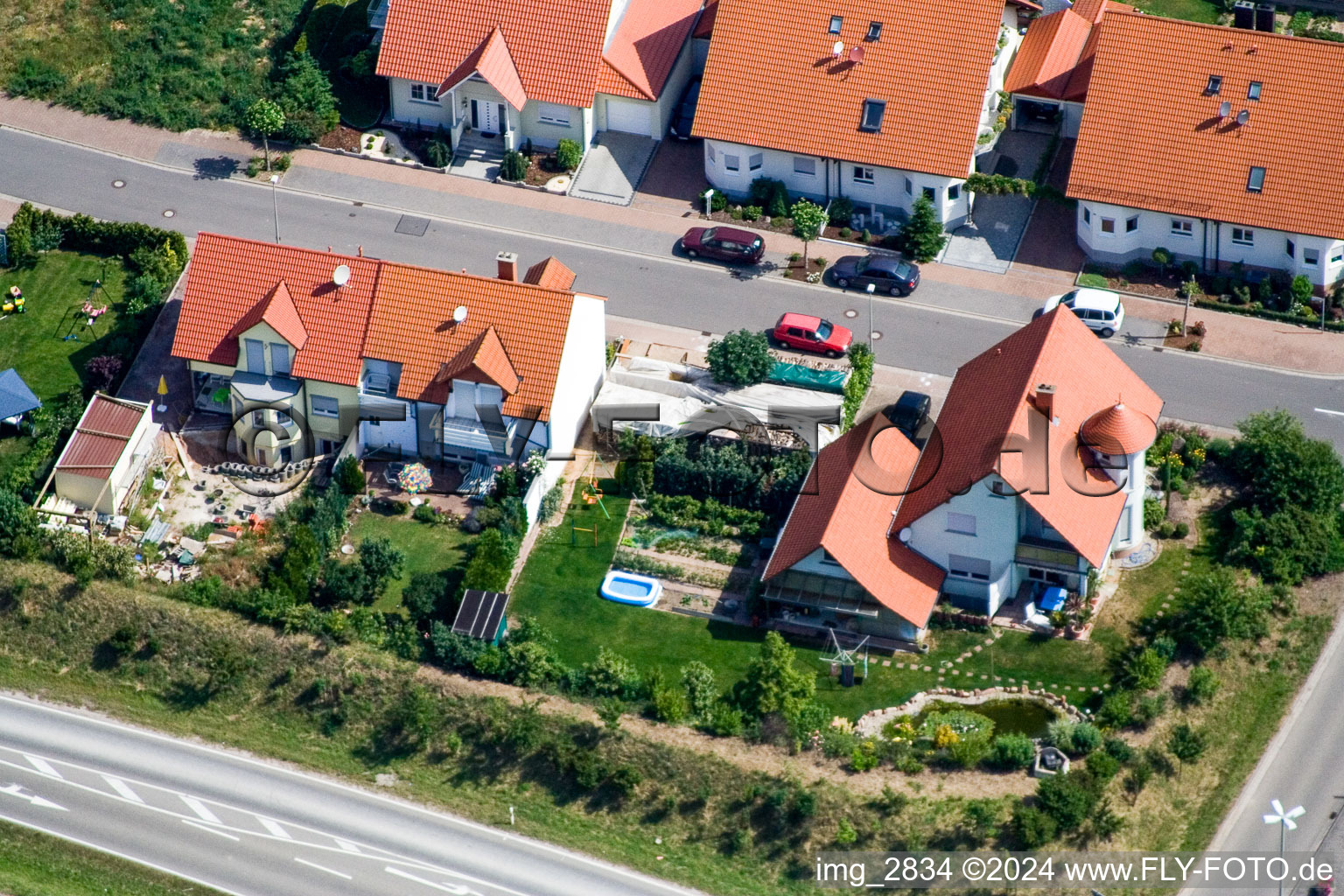 New development area Hardtwald in the district Hardtwald in Neupotz in the state Rhineland-Palatinate, Germany seen from above