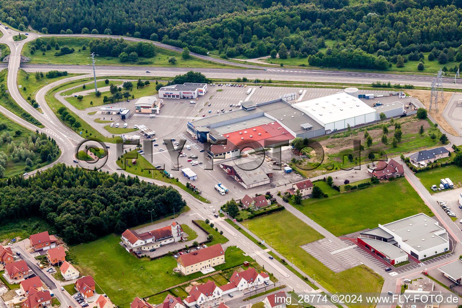 Store of the Supermarket Super U Seltz in Seltz in Grand Est, France