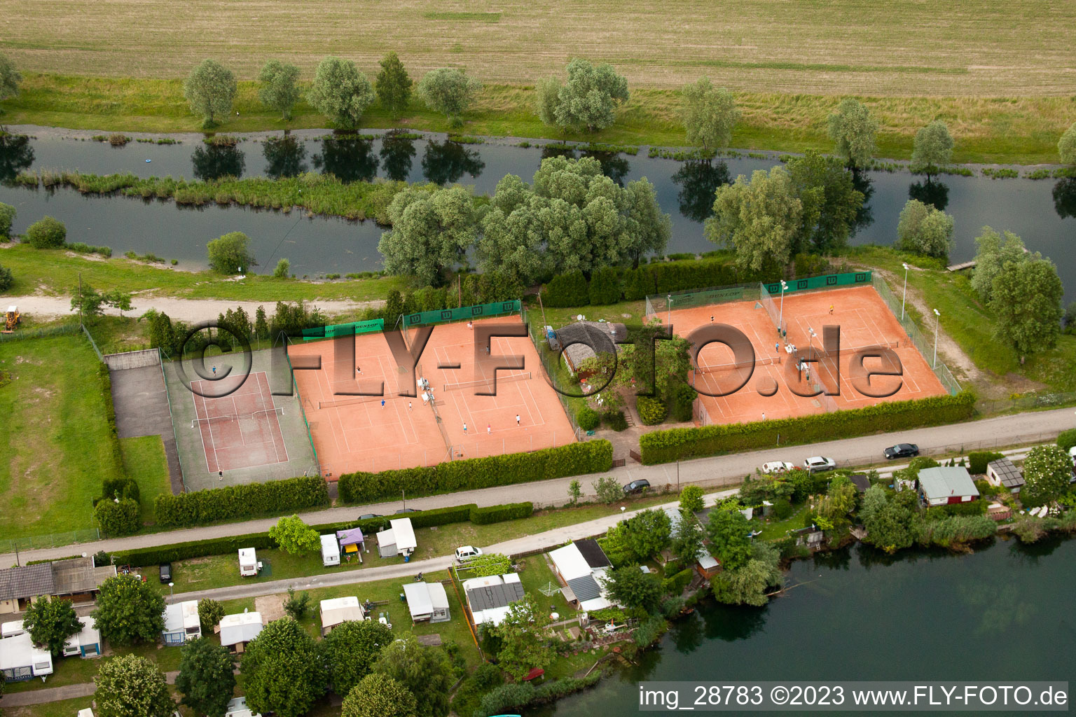 Aerial photograpy of Camping Les Peupliers, tennis in Beinheim in the state Bas-Rhin, France