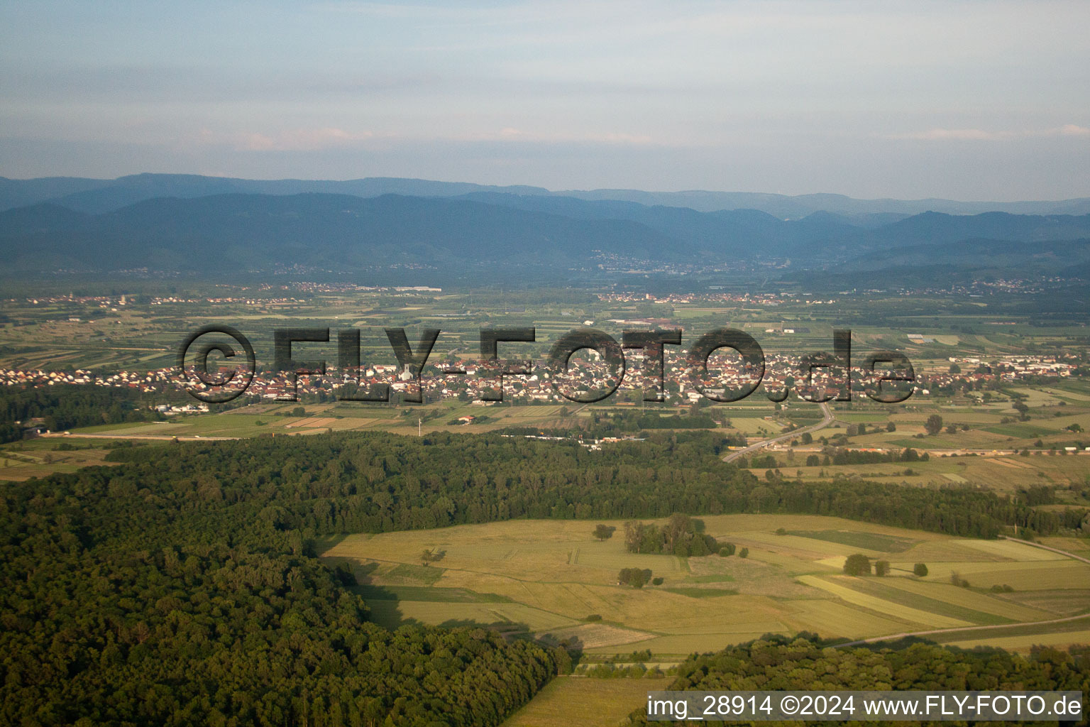 From the west behind the A5 in the district Urloffen in Appenweier in the state Baden-Wuerttemberg, Germany