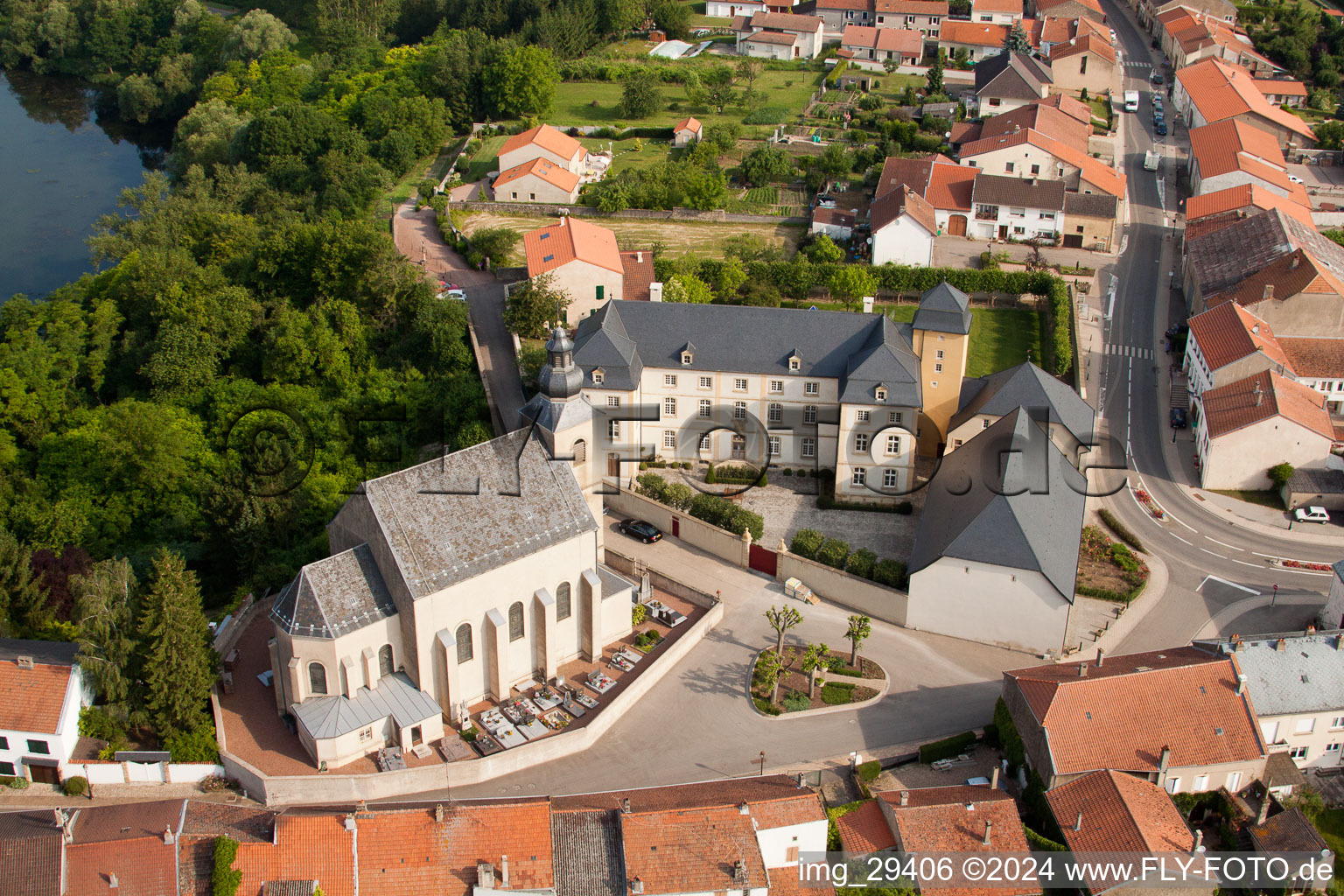 Aerial view of Berg-sur-Moselle in the state Moselle, France