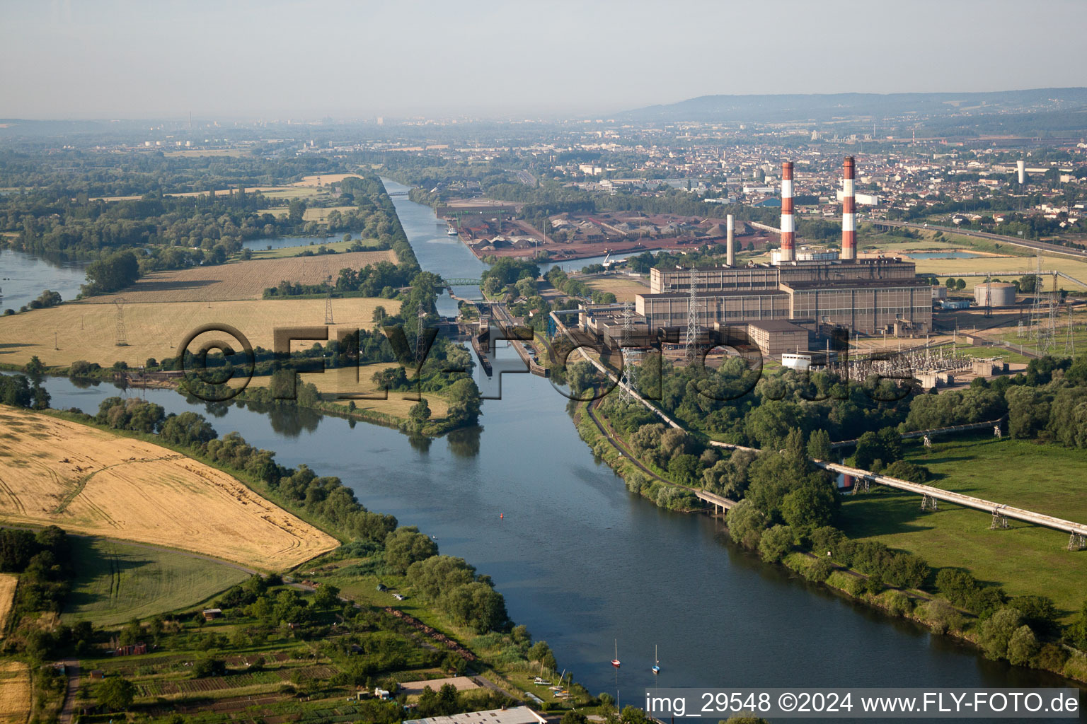 Power plant on the Moselle in Richemont in the state Moselle, France