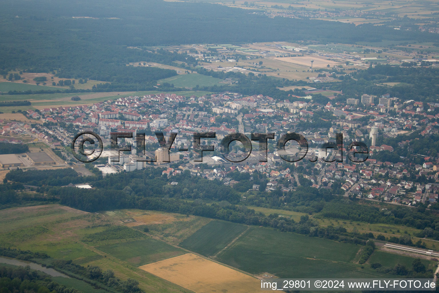 From the south in Germersheim in the state Rhineland-Palatinate, Germany