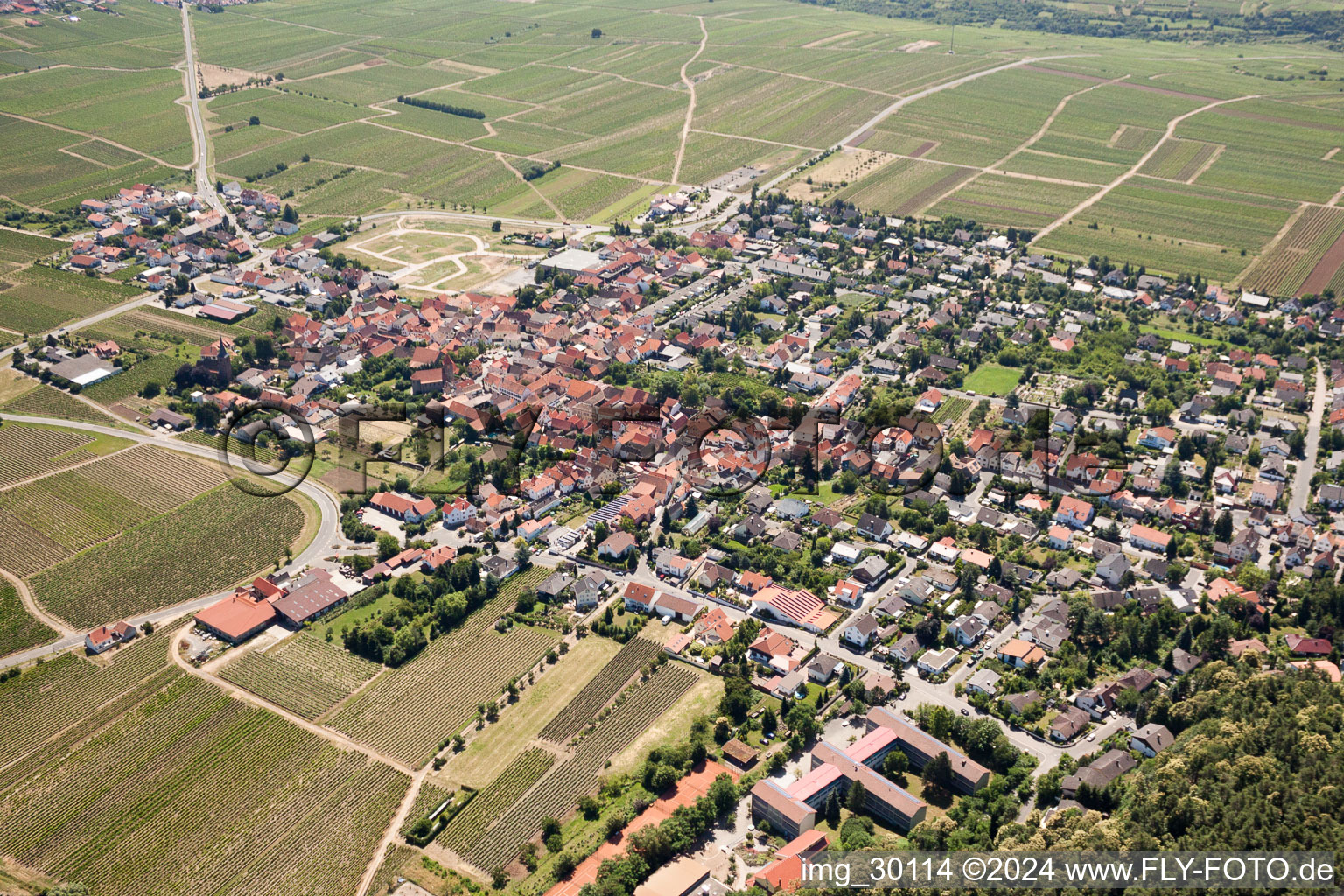 Aerial view of Village view of Am Muenchberg in Bobenheim am Berg in the state Rhineland-Palatinate