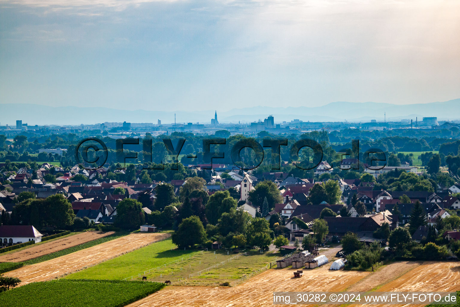 From the east in the district Bodersweier in Kehl in the state Baden-Wuerttemberg, Germany