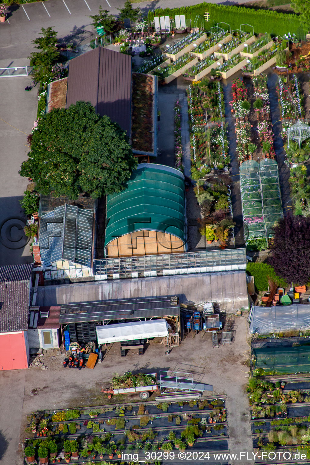 Garden Times Black in the district Bodersweier in Kehl in the state Baden-Wuerttemberg, Germany seen from above