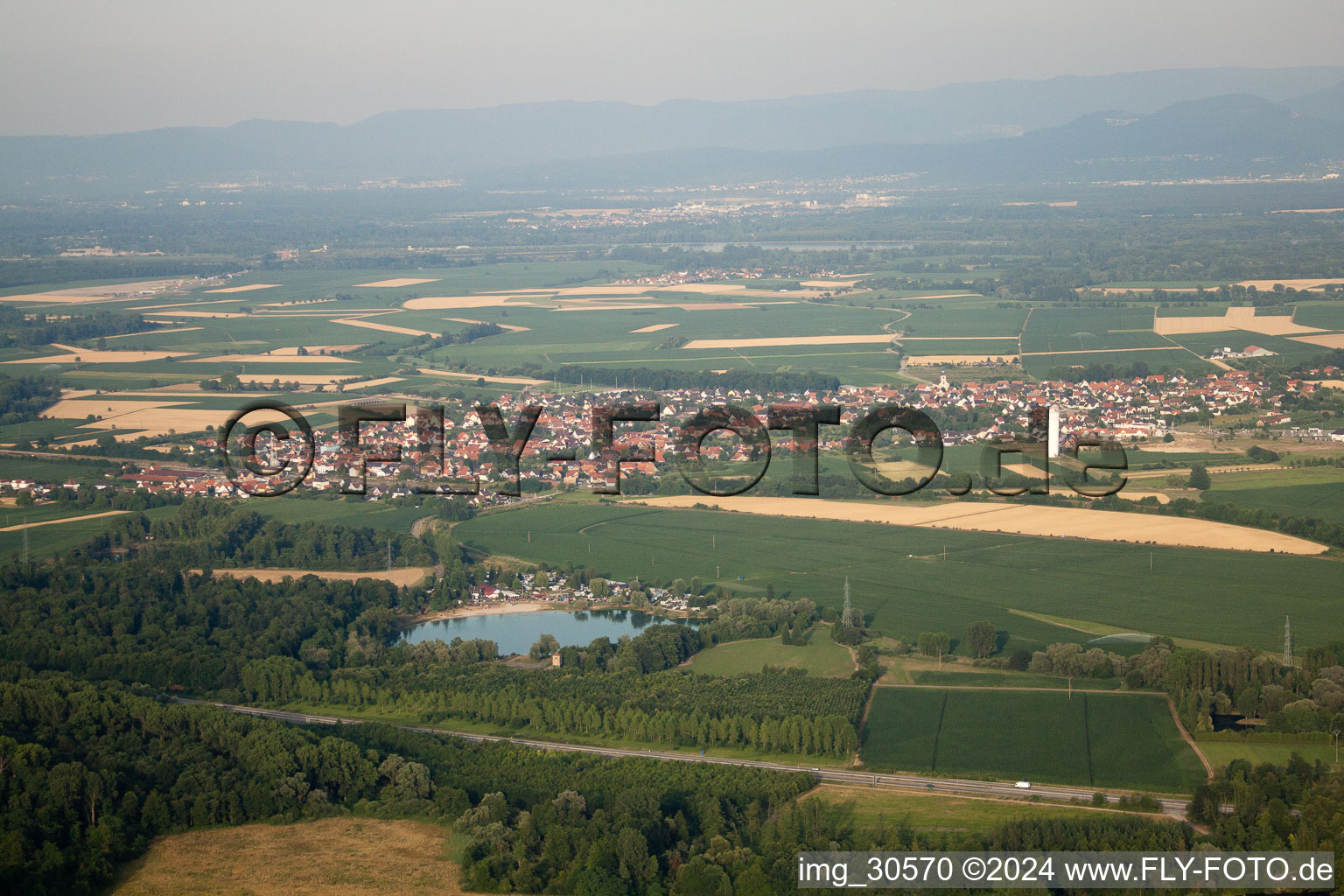 Roeschwoog from the west in Rœschwoog in the state Bas-Rhin, France