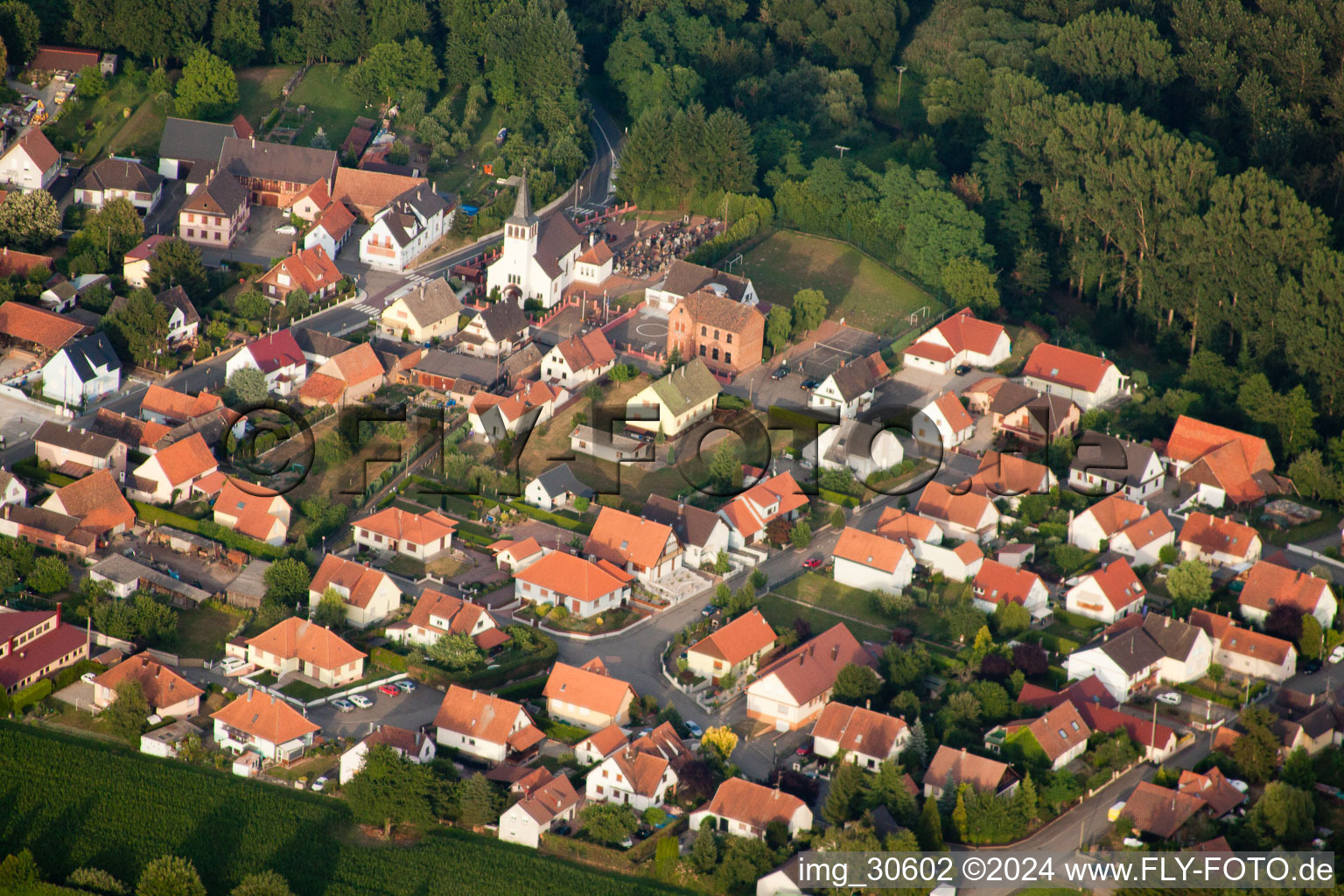 From the west in Kesseldorf in the state Bas-Rhin, France