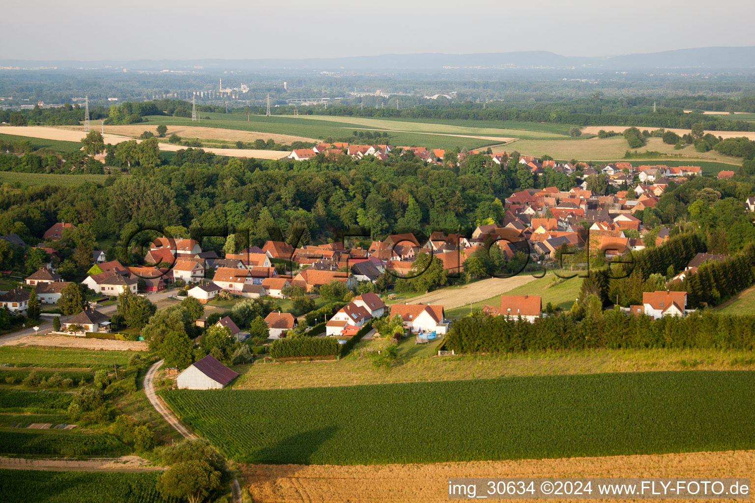 Aerial photograpy of Neewiller-près-Lauterbourg in the state Bas-Rhin, France