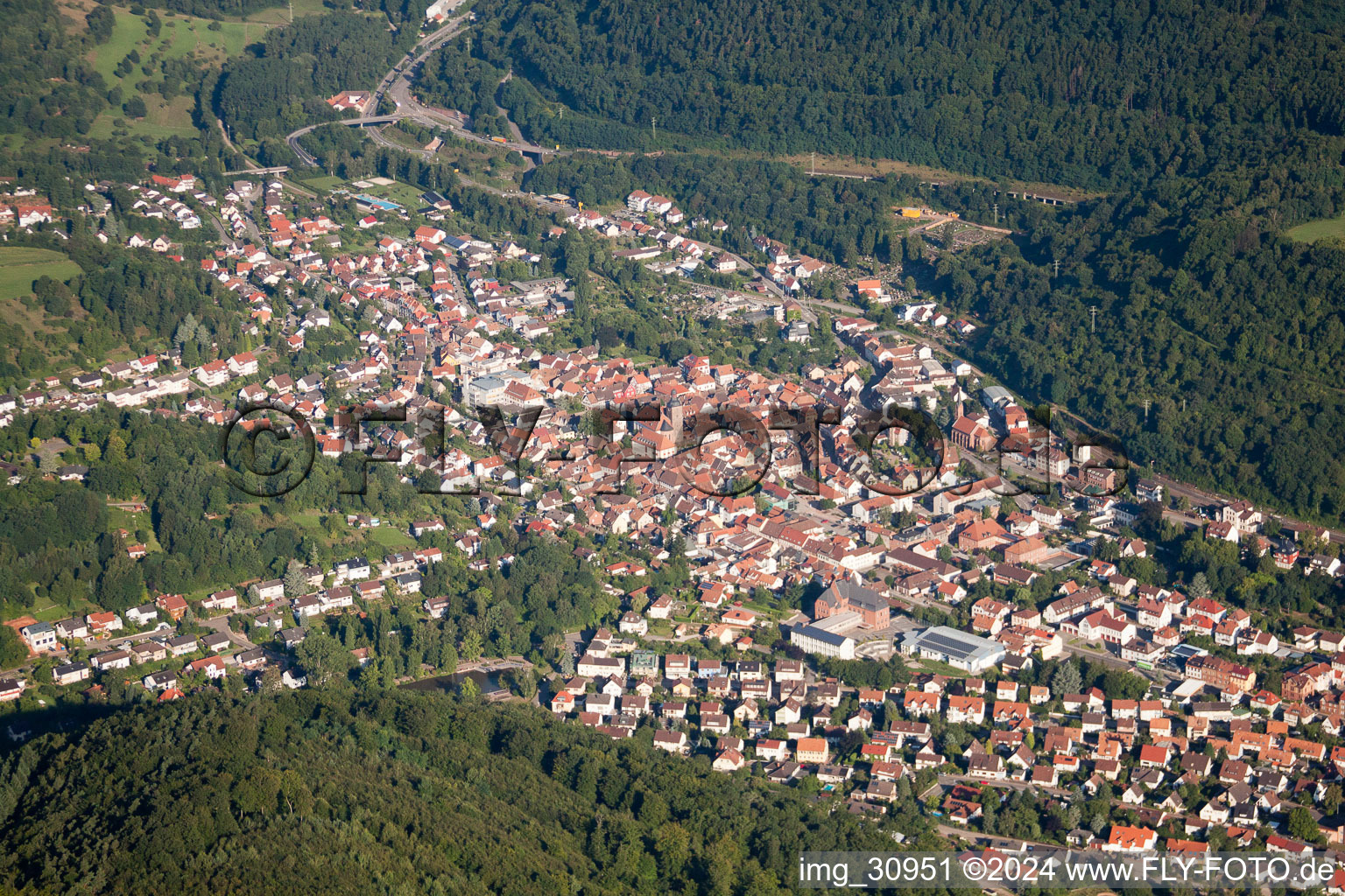 Town View of the streets and houses of the residential areas in Annweiler am Trifels in the state Rhineland-Palatinate