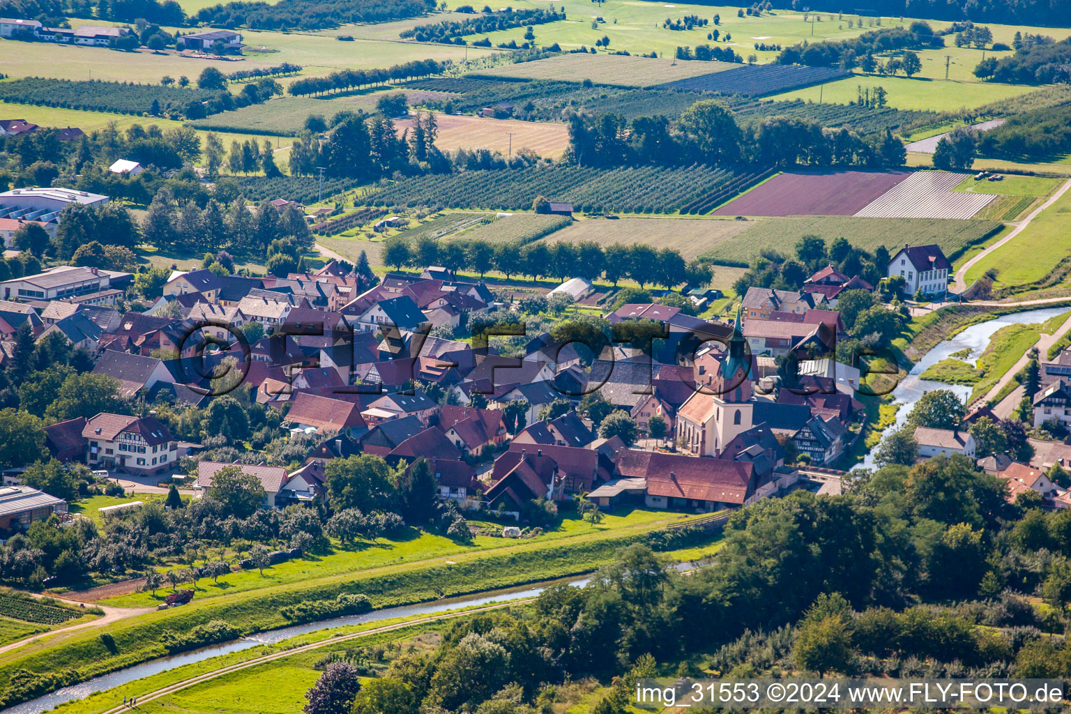 From the southeast in the district Erlach in Renchen in the state Baden-Wuerttemberg, Germany