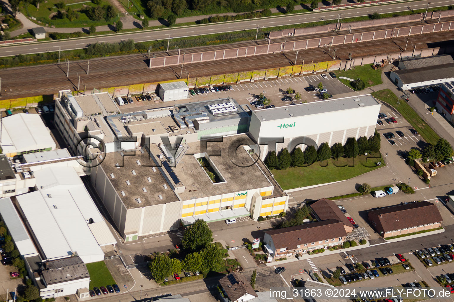 Building and production halls on the premises of Biologische Heilmittel Heel GmbH Dr.-Reckeweg-Strasse in the district Oos in Baden-Baden in the state Baden-Wurttemberg from above