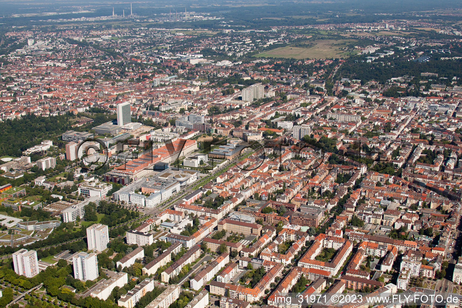Oblique view of Brauerstr in the district Südweststadt in Karlsruhe in the state Baden-Wuerttemberg, Germany