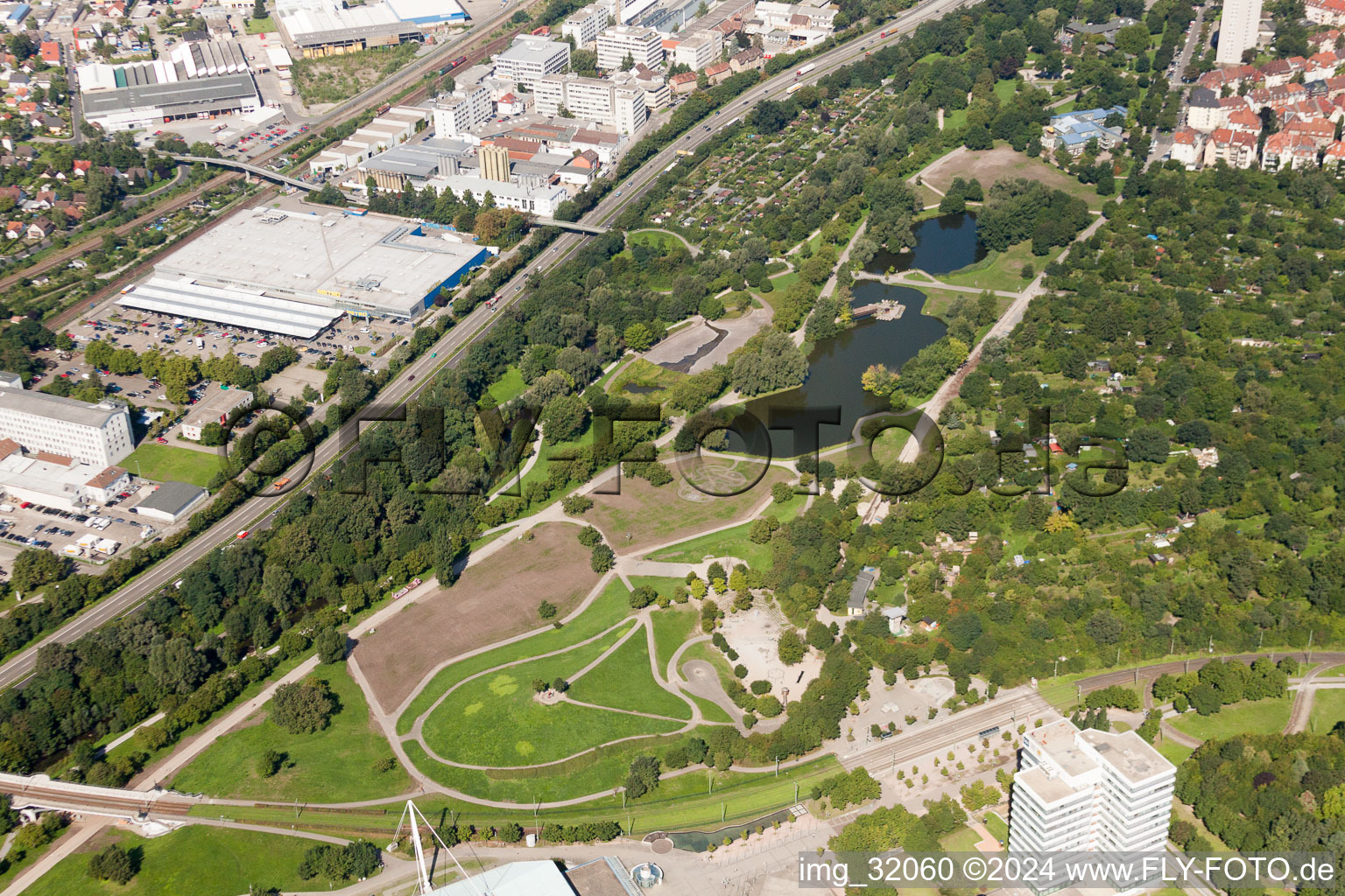 Park of Guenther-Klotz-Anlage in the district Suedweststadt in Karlsruhe in the state Baden-Wurttemberg, Germany