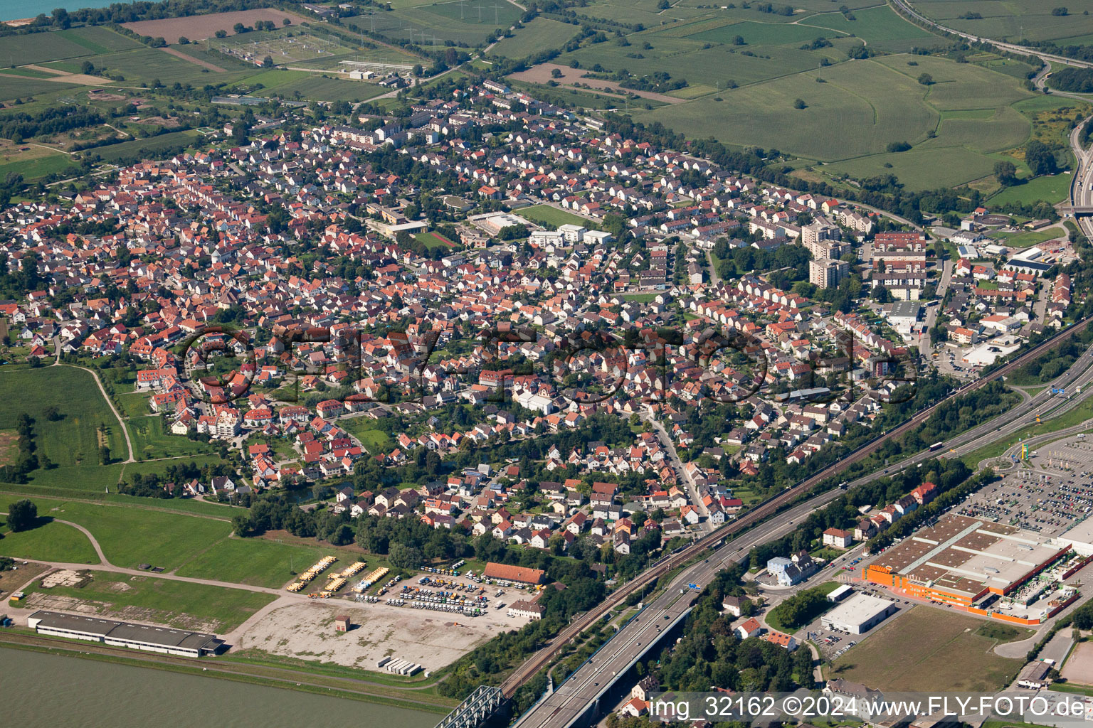 Aerial view of From northeast in the district Maximiliansau in Wörth am Rhein in the state Rhineland-Palatinate, Germany