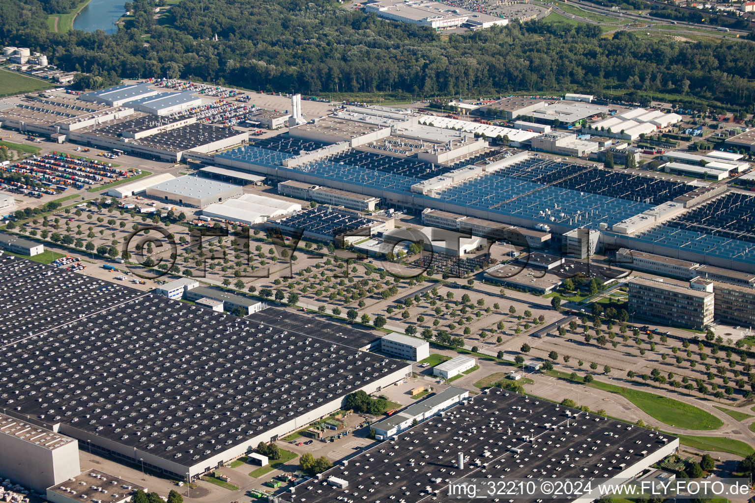 Aerial photograpy of Daimler truck plant from the east in Wörth am Rhein in the state Rhineland-Palatinate, Germany