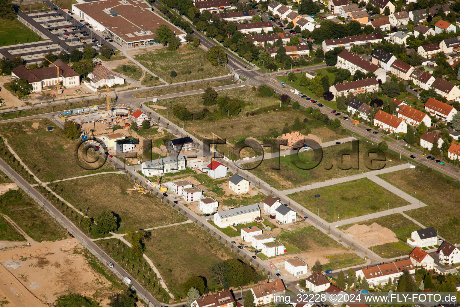 New development area Sudetenstr in the district Knielingen in Karlsruhe in the state Baden-Wuerttemberg, Germany