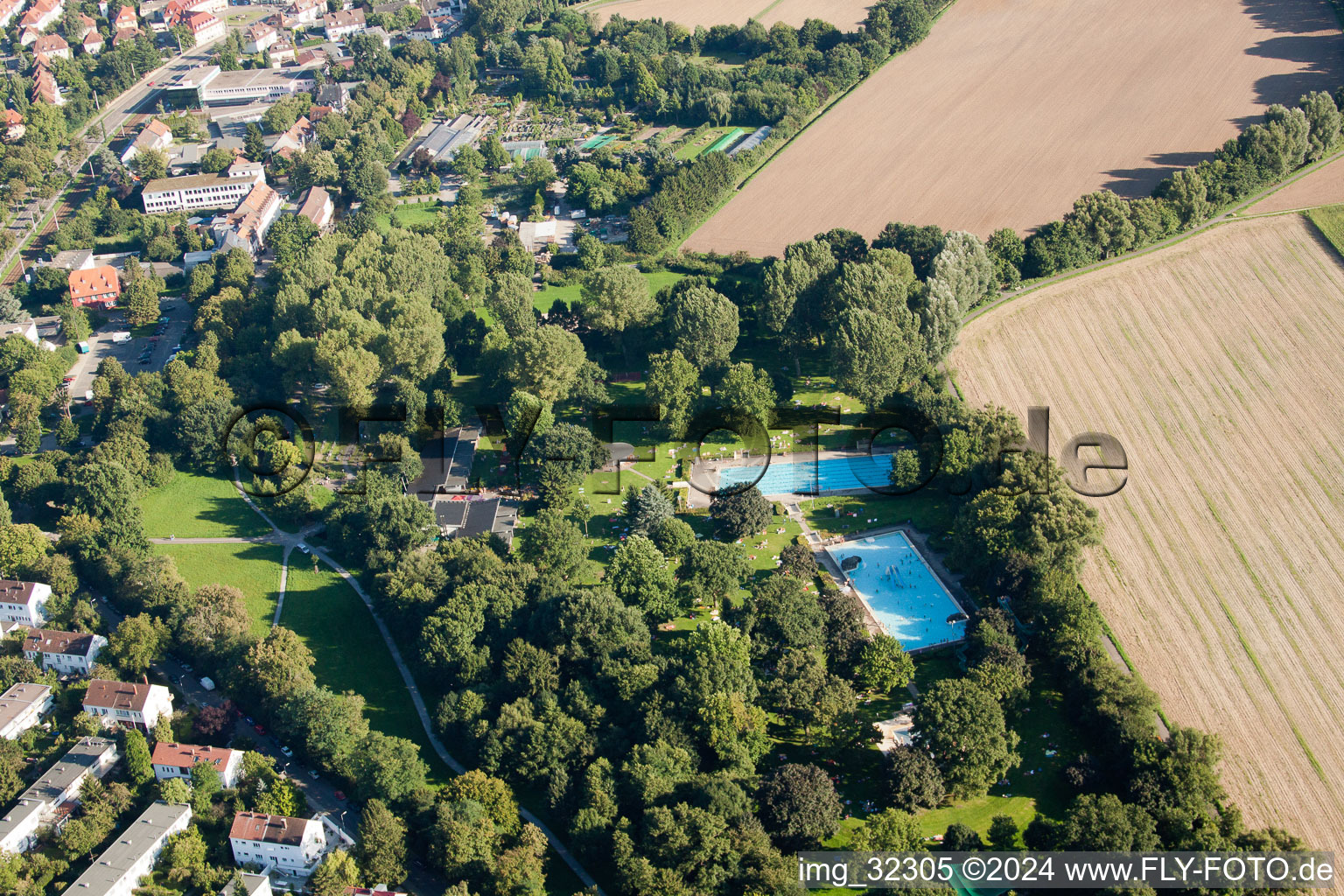 Rüppur, outdoor swimming pool in the district Rüppurr in Karlsruhe in the state Baden-Wuerttemberg, Germany