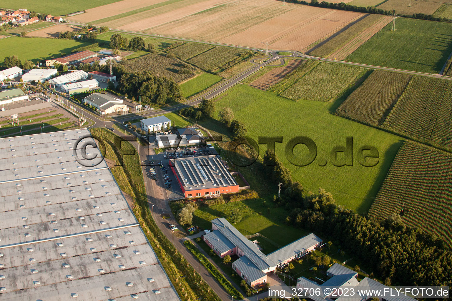 Aerial view of Horst commercial area, Bienwald-Fitness World in the district Minderslachen in Kandel in the state Rhineland-Palatinate, Germany
