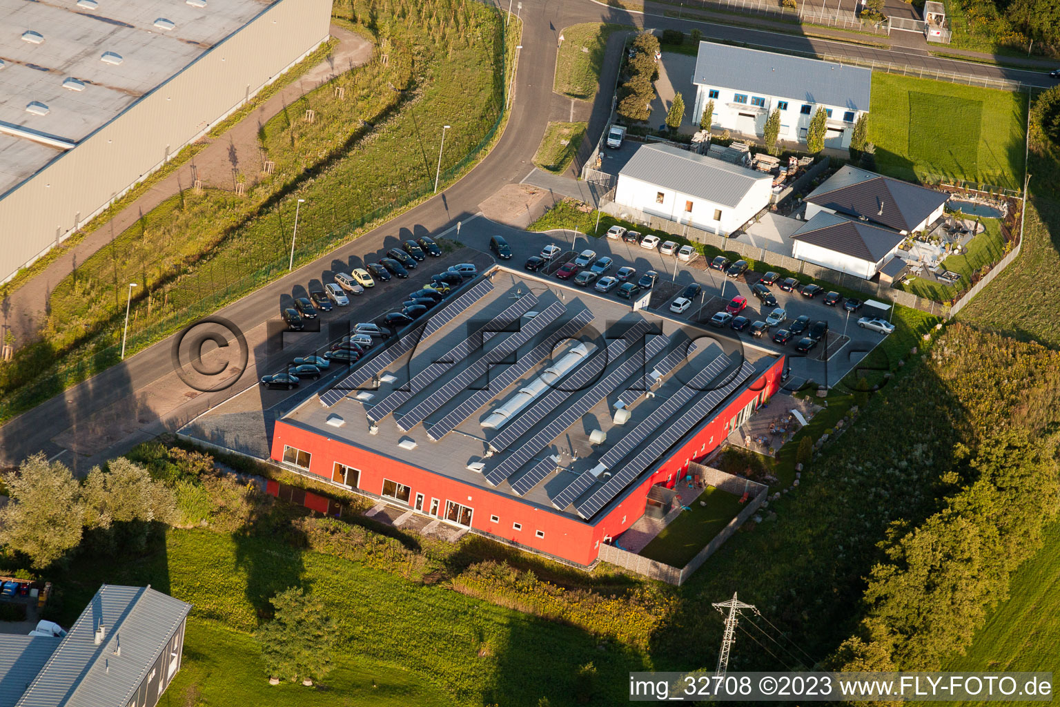 Aerial photograpy of Horst commercial area, Bienwald-Fitness World in the district Minderslachen in Kandel in the state Rhineland-Palatinate, Germany