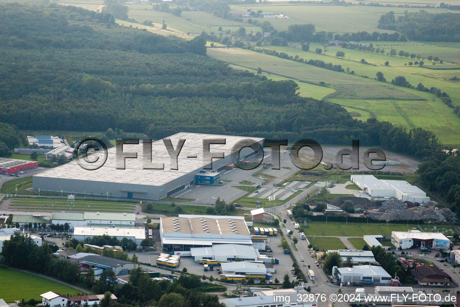 Aerial photograpy of Horst Industrial Estate, Gazely Logistics Center in the district Minderslachen in Kandel in the state Rhineland-Palatinate, Germany