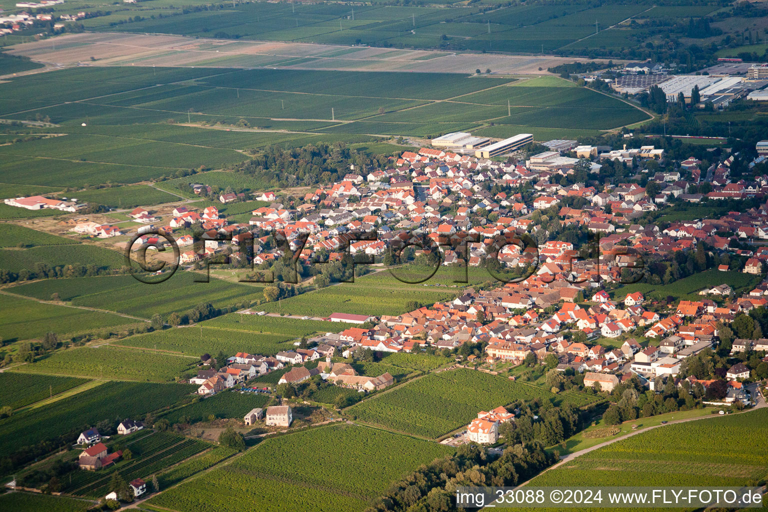 From northwest in Edesheim in the state Rhineland-Palatinate, Germany