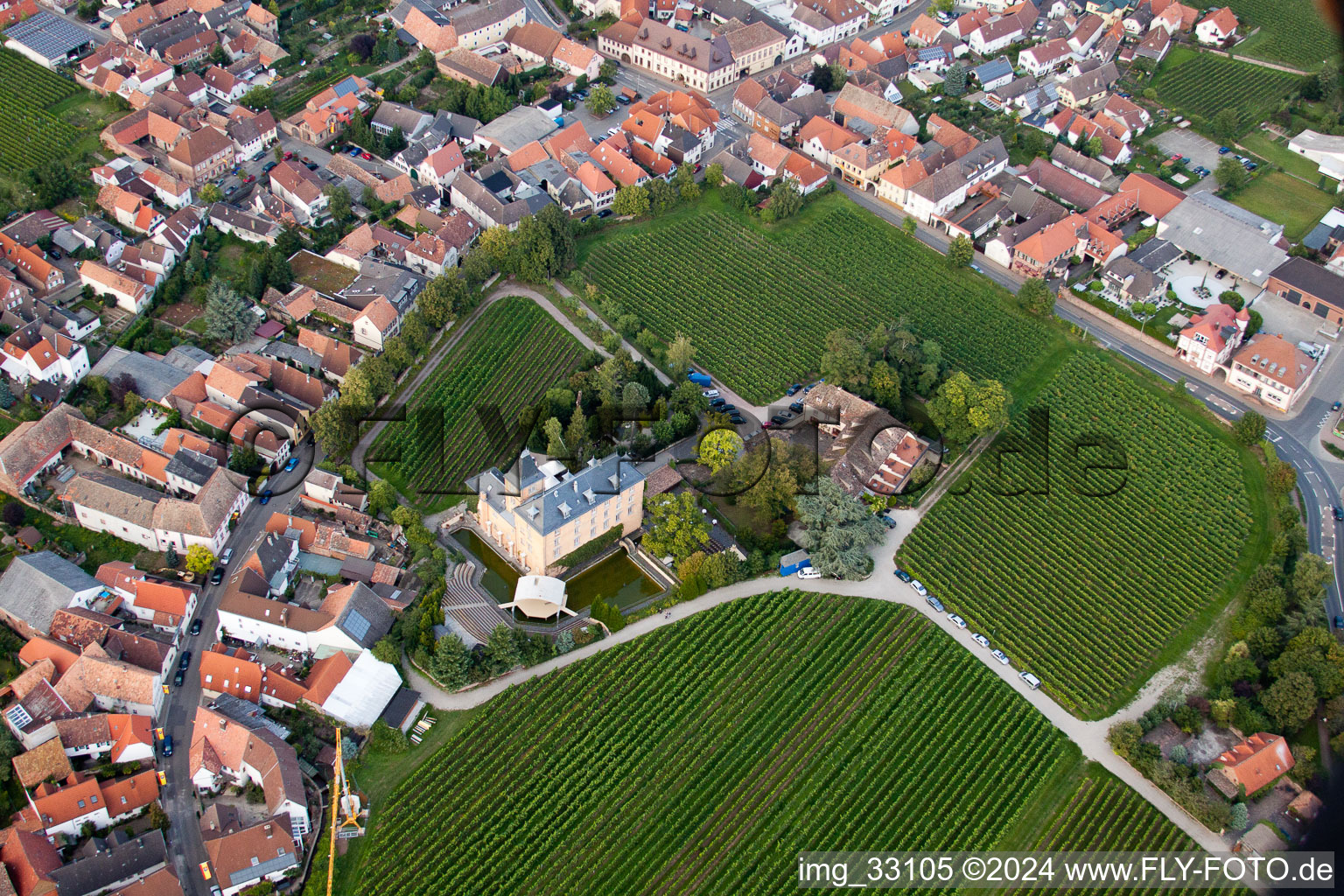 Complex of the hotel building Hotel Schloss Edesheim, Privathotels Dr. Lohbeck GmbH & Co. KG in Edesheim in the state Rhineland-Palatinate from the plane