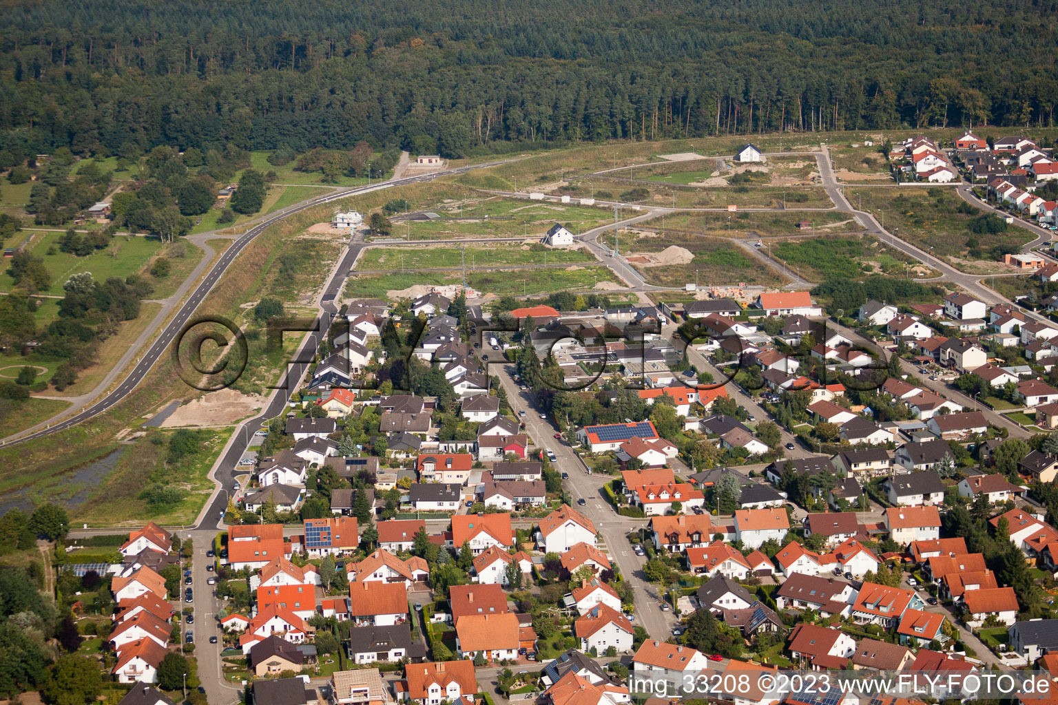 New development area SW in Jockgrim in the state Rhineland-Palatinate, Germany seen from above