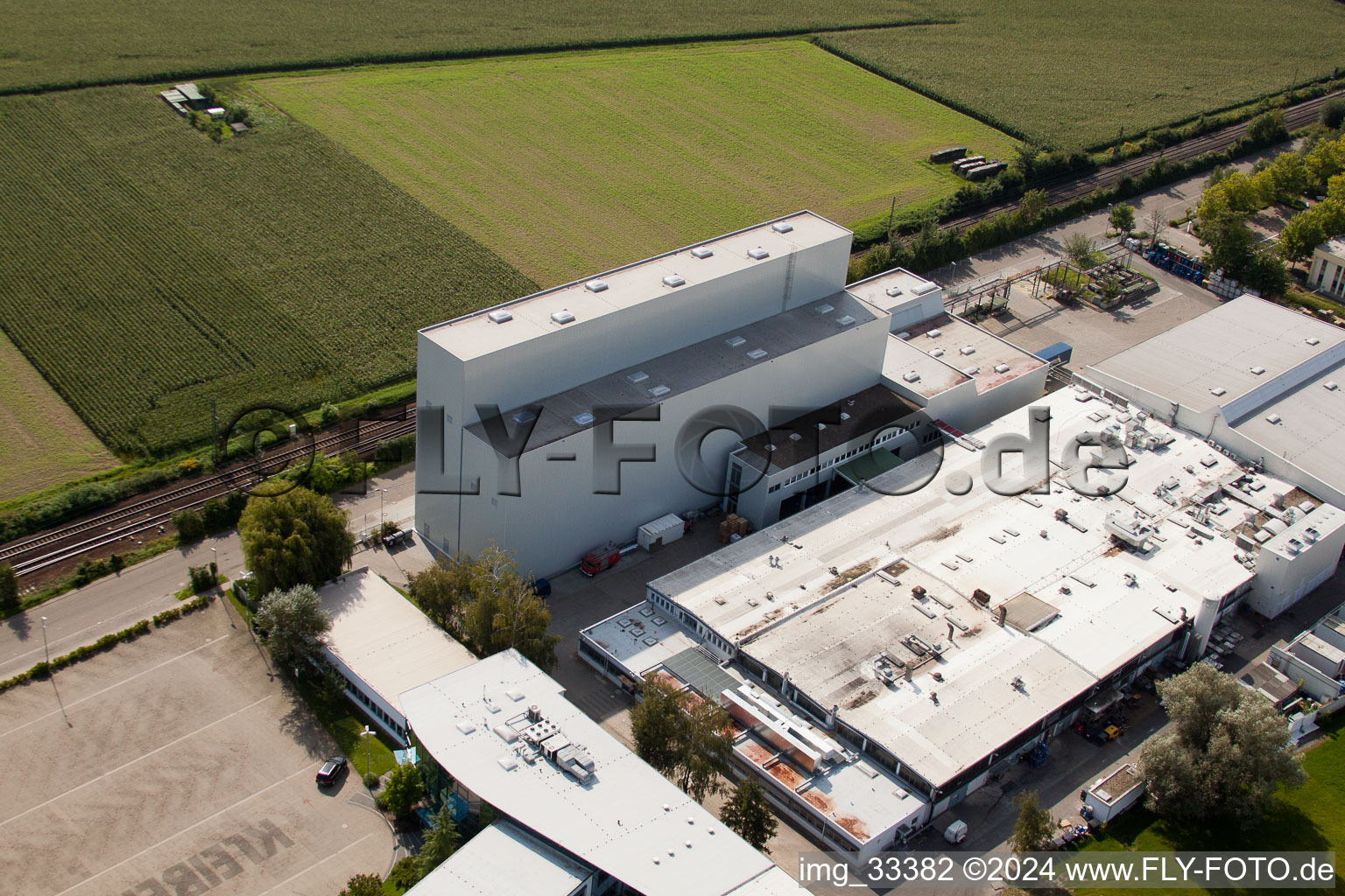 Oblique view of Building and production halls on the premises of the chemical manufacturers KLEBCHEMIE M. G. Becker GmbH & Co. KG in Weingarten in the state Baden-Wurttemberg, Germany