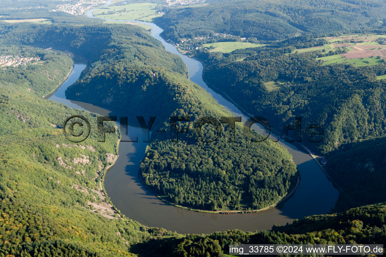 The horse shoe bend of the river Saar in the district of Mettlach in the state of Saarland. The river runs through the Saargau region