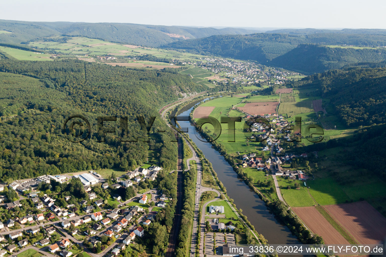 Village on the river bank areas of the river Saar in the district Beurig in Saarburg in the state Rhineland-Palatinate, Germany