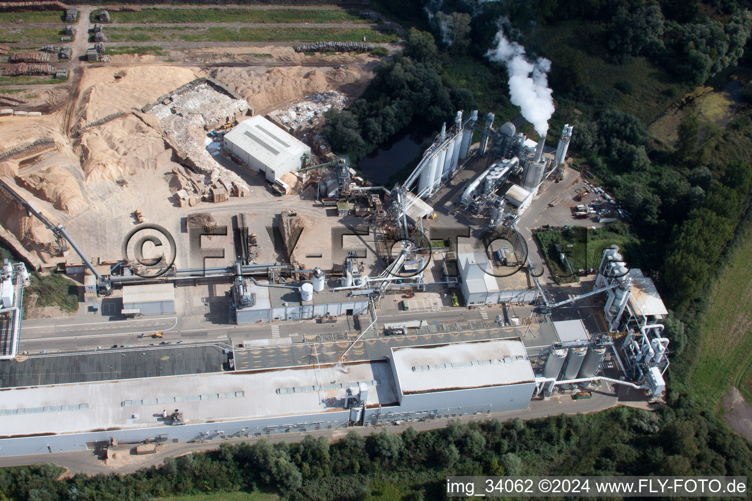 Nolte Furniture/Woodwork GmbH in Germersheim in the state Rhineland-Palatinate, Germany seen from above