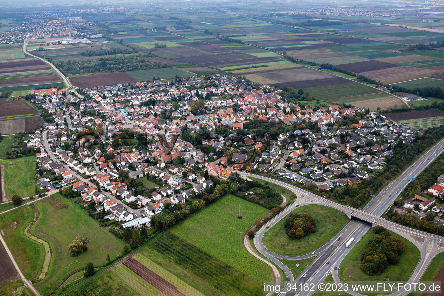 Aerial photograpy of District Schauernheim in Dannstadt-Schauernheim in the state Rhineland-Palatinate, Germany