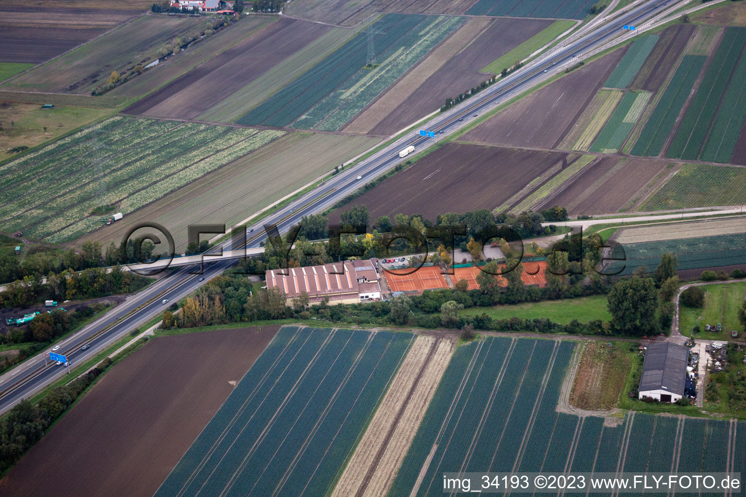Aerial photograpy of District Ruchheim in Ludwigshafen am Rhein in the state Rhineland-Palatinate, Germany