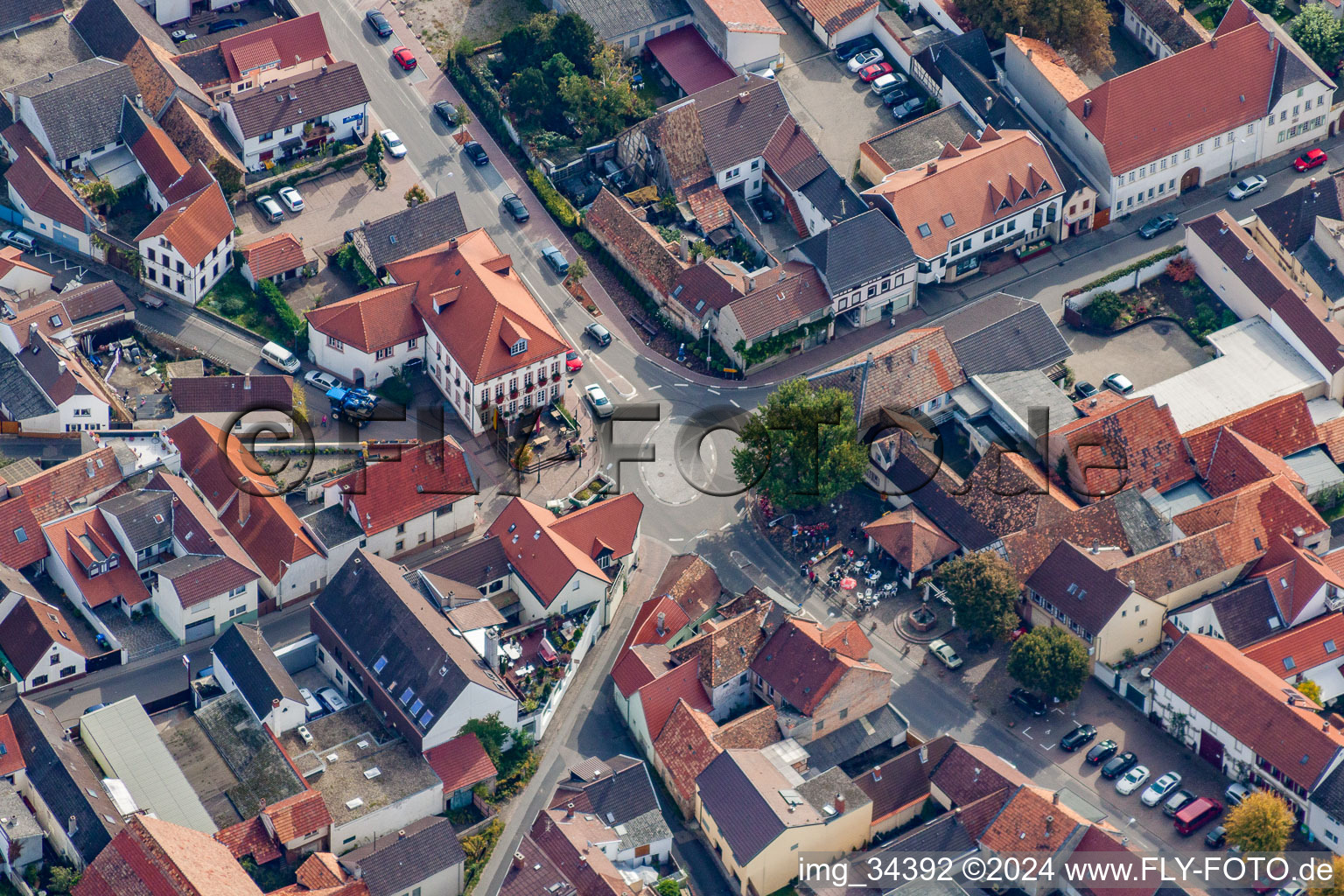 Traffic management of the roundabout road of Dr. Welte street in Weisenheim am Sand in the state Rhineland-Palatinate, Germany