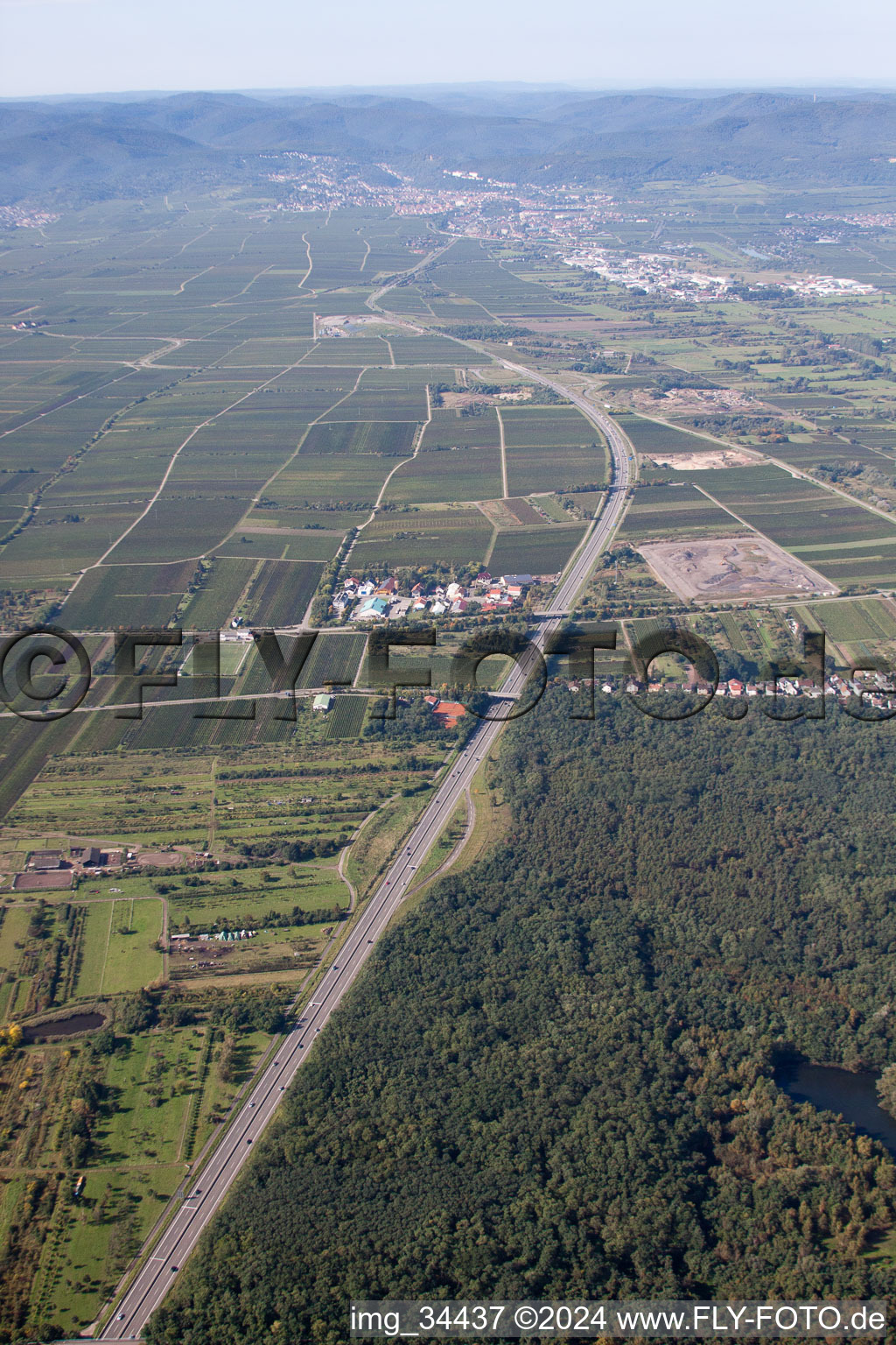 Bird's eye view of Maxdorf in the state Rhineland-Palatinate, Germany