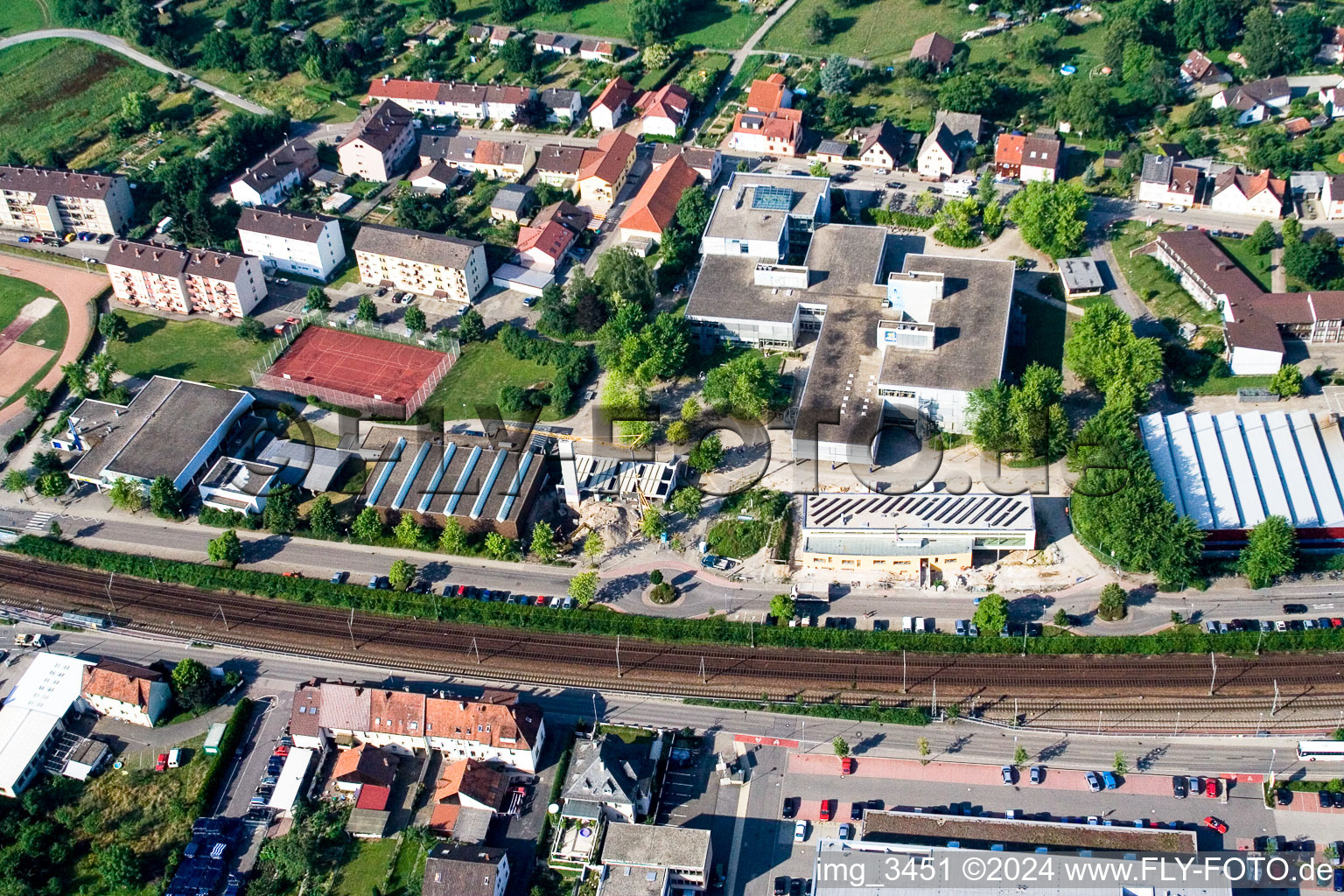 School building of the Ludwig-Marum-Gymnasium Pfinztal in the district Berghausen in Pfinztal in the state Baden-Wurttemberg from the drone perspective