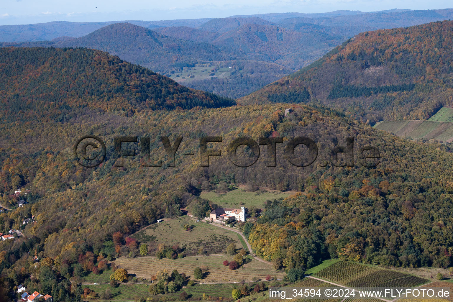 Aerial photograpy of Slevogthof in Leinsweiler in the state Rhineland-Palatinate, Germany