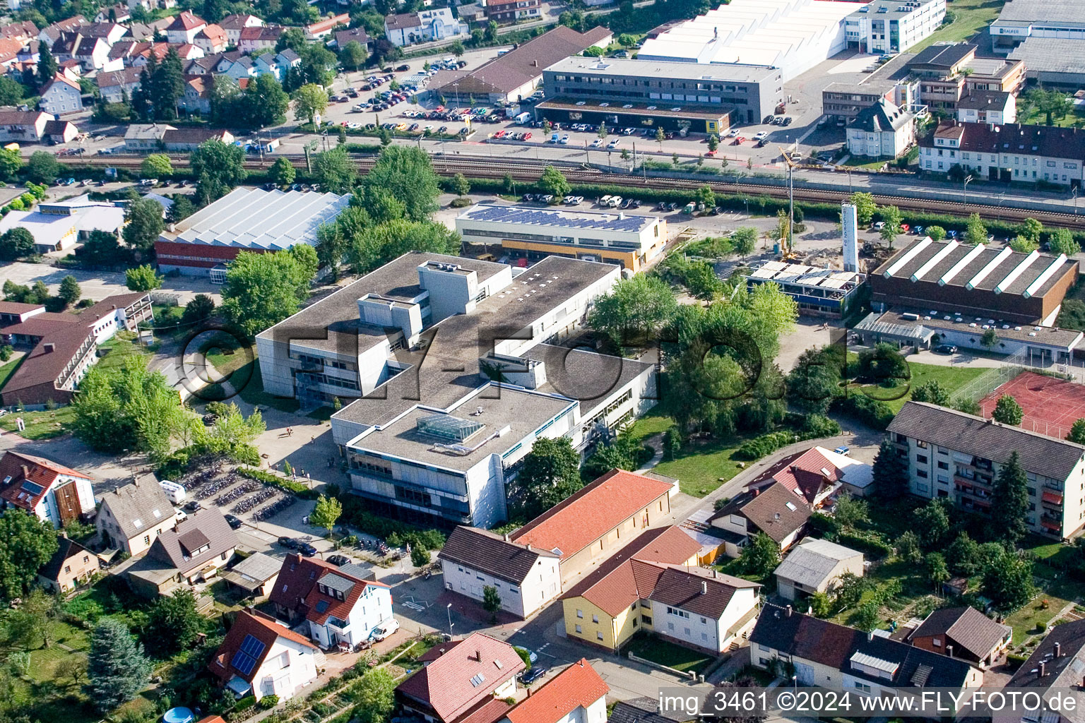 School building of the Ludwig-Marum-Gymnasium Pfinztal in the district Berghausen in Pfinztal in the state Baden-Wurttemberg from a drone