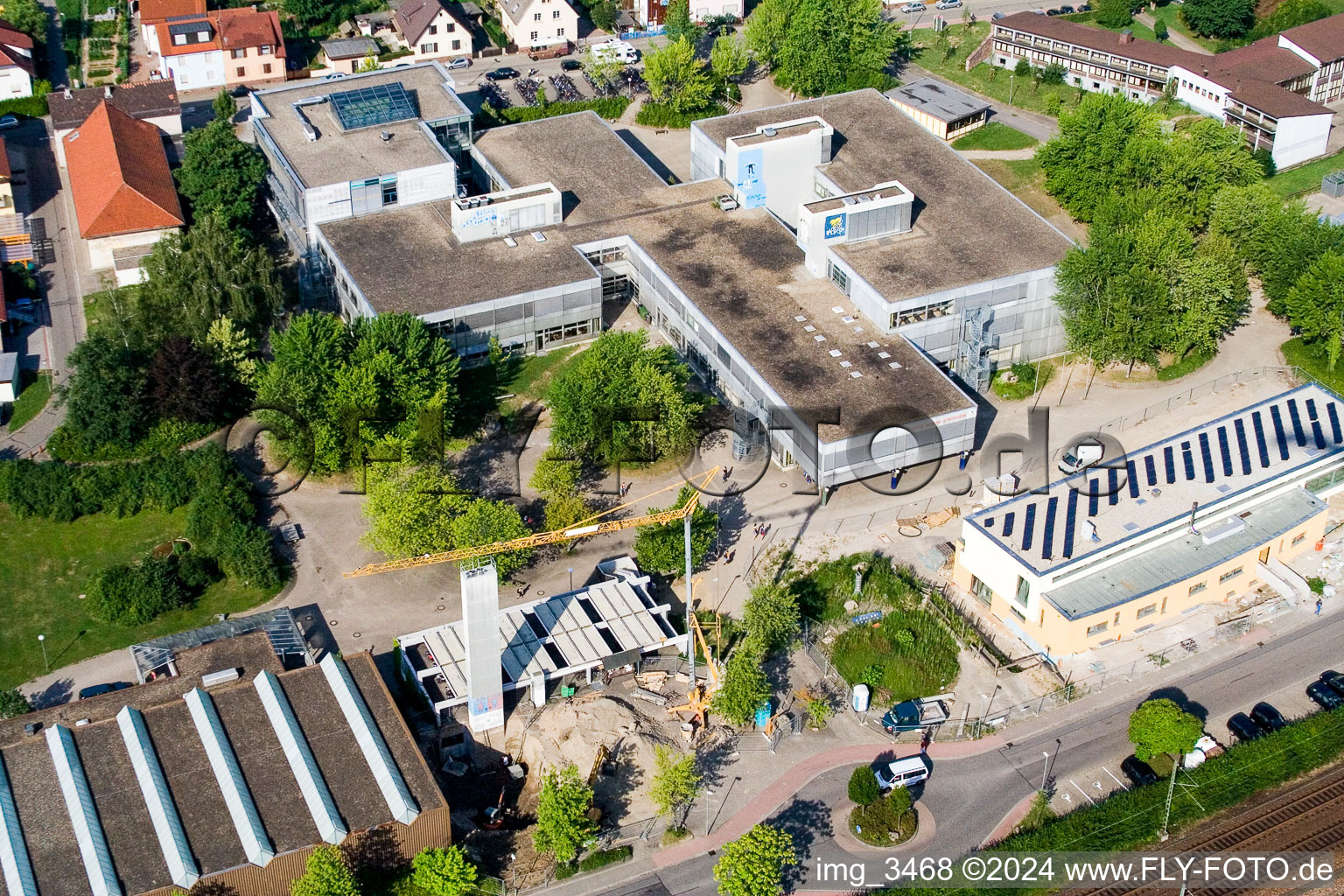 School building of the Ludwig-Marum-Gymnasium Pfinztal in the district Berghausen in Pfinztal in the state Baden-Wurttemberg seen from a drone