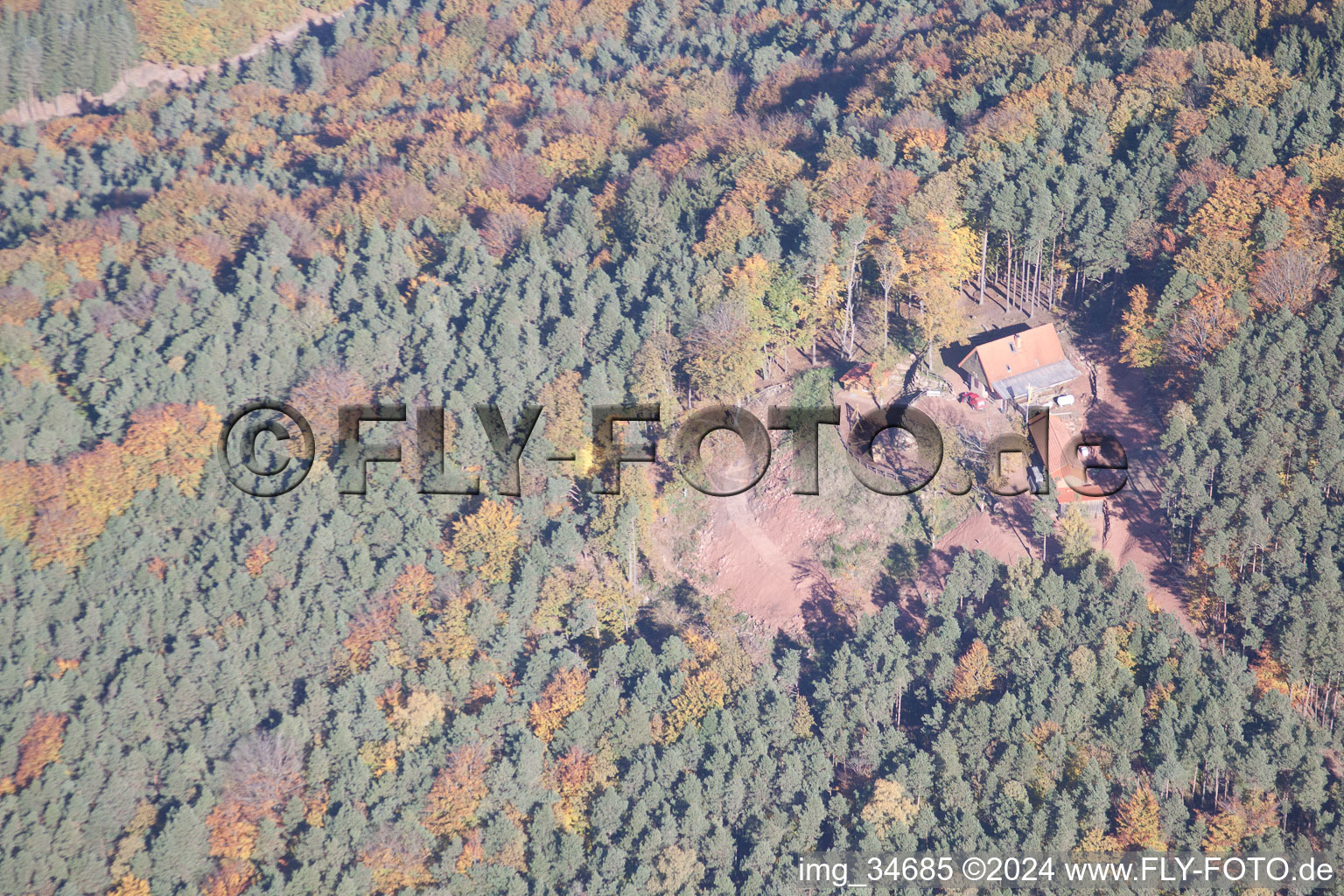 Oblique view of Building of the hostel Jung-Pfalz-Hut in Annweiler am Trifels in the state Rhineland-Palatinate