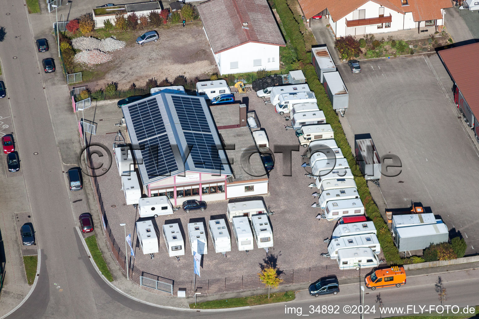 Building complex and grounds of the automotive repair shop Kfz- and Caravan-Service Messinger in the district Gewerbegebiet Horst in Kandel in the state Rhineland-Palatinate, Germany
