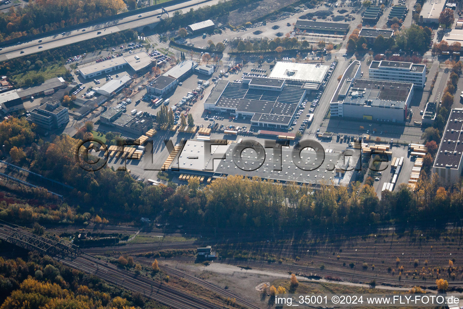 Aerial view of Warehouses and forwarding building SWS-Speditions-GmbH, Otto-street in the district Durlach in Karlsruhe in the state Baden-Wurttemberg