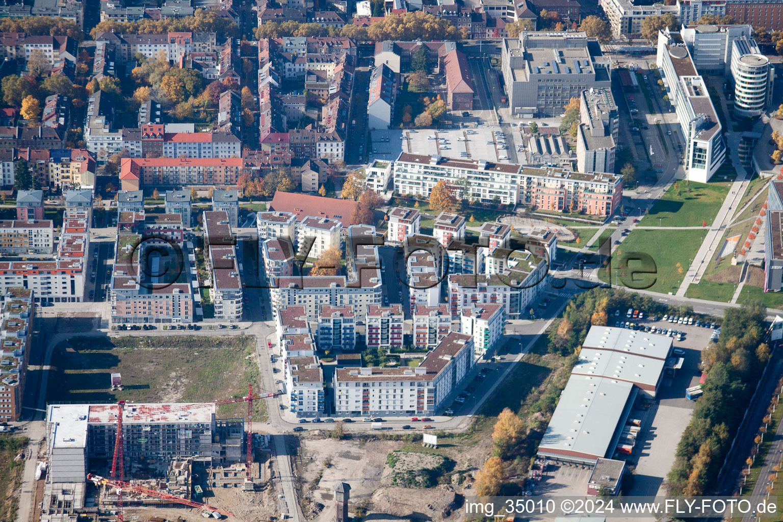 Kriegsstrasse East in the district Südstadt in Karlsruhe in the state Baden-Wuerttemberg, Germany from the plane